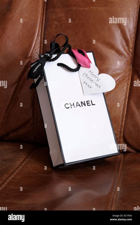 chanel perfume gift wrapped